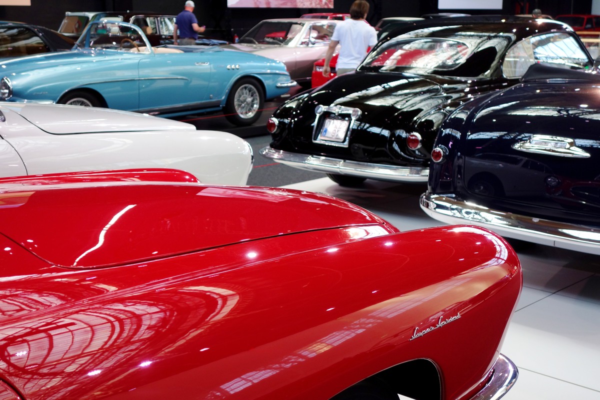Die Formen der Fünfziger – Alfa Romeo Storico in der Autoworld Brüssel 2022