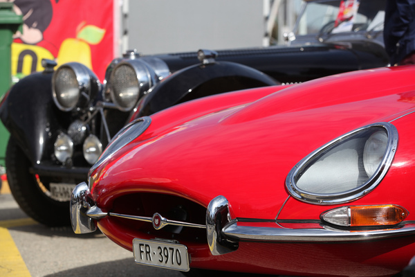 Die Formen des Jaguar E-Type sind einfach fast nicht schöner denkbar - Swiss Classic British Car Meeting Morges 2017