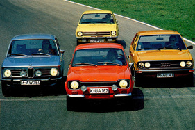 Die Halbstarken – BMW 2002, Audi 80 GT, Escort RS 2000 und Ascona 19 SR im (historischen) Vergleichstest