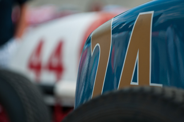 Die Indy Cars stehen majestätisch in Reih und Glied – Indianapolis in Oerlikon 2013