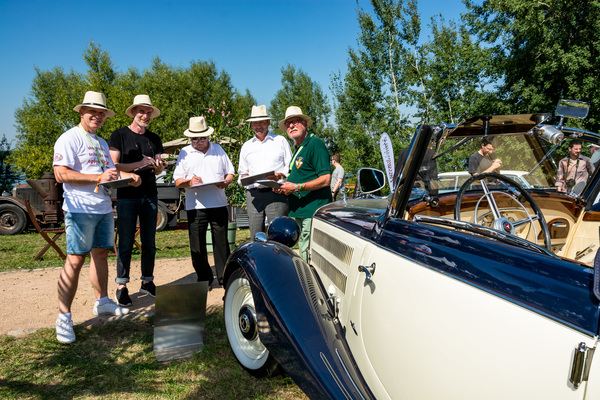 Die Jury an der Arbeit - 24 Tours du Pont 2016