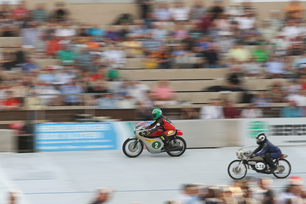 Die Motorräder waren schnell und laut - Indianapolis Oerlikon am 26. Juli 2016
