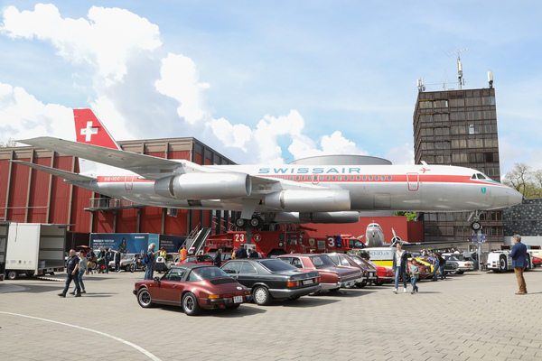 Image: The classic cars in the inner courtyard of the Swiss Museum of Transport - 8th SHVF Delegates' Meeting on April 29, 2023
