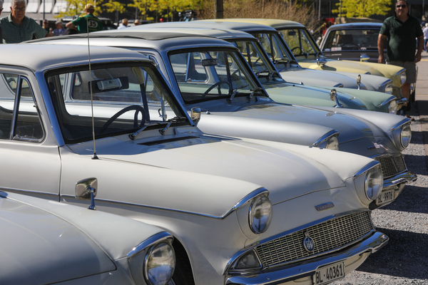 Die Pastellfarbenwelt des Ford Anglia - British Car Meeting Motorworld Kemptthal 2025
