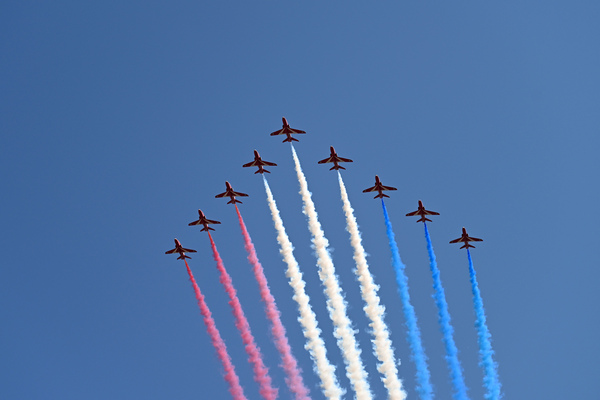 Die Red Arrows bei einer Flugvorführung - Goodwood Festival of Speed 2025