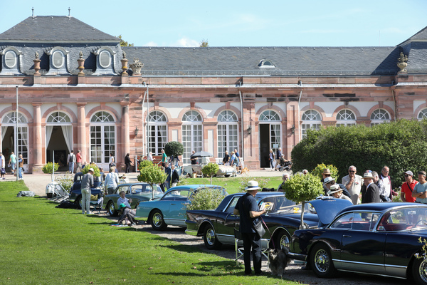 Die Reihe der Facel-Vega-Autos - 21. Classic-Gala Schwetzingen 2025