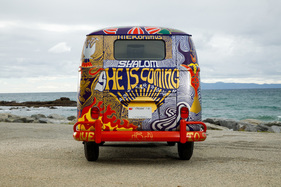 Die Replika vom "magic bus" der frisch restaurierte "light bus"