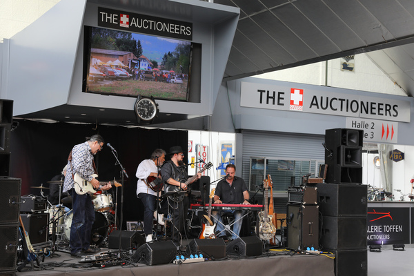 Image: The rock and blues band set the mood at the anniversary celebration
