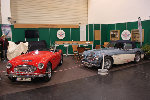 Die Schweine (the pigs) Austin-Healey 3000 auf dem Clubstand - Techno Classica 2015
