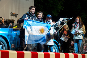 Bild Die Sieger auf Bugatti T 40 (1927) an der Mille Miglia 2013