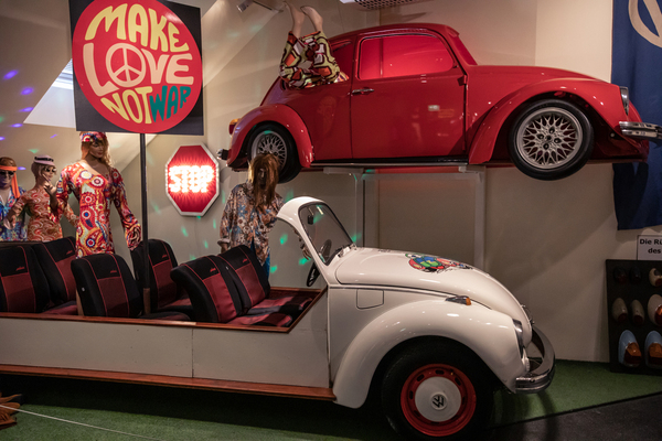 Bild: Die Sonderausstellung zum VW Käfer im Auto & Traktor Museum Bodensee