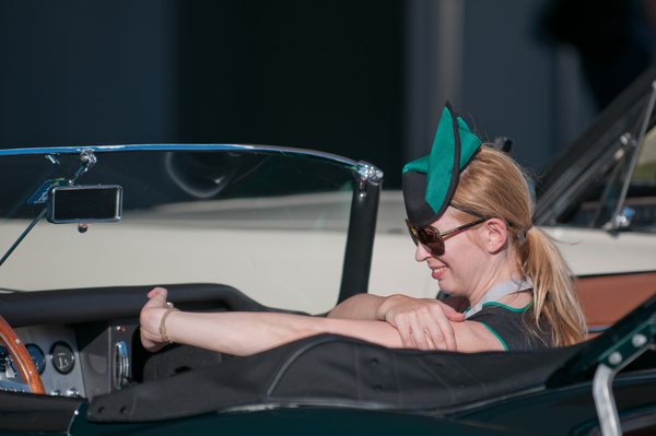 Die Sonne war am späten Abend immer noch sehr stark, ein kleiner Sonnenschutz für die Etappe am Abend kann gewiss nicht schaden – 11. RAID Prolog Zürich