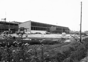 Die Sportwagen-Produktionsstätte von Lamborghini im Bau im Jahr 1963