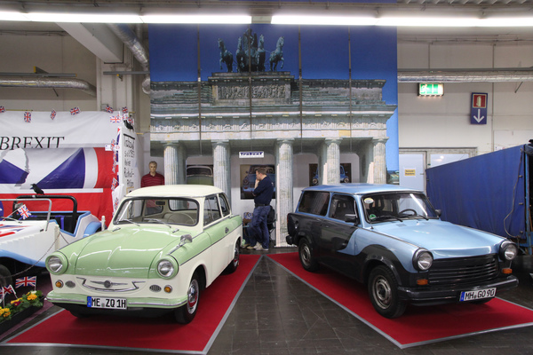 Die Trabis vor dem Reichsgebäude in Berlin (Techno Classica 2017)
