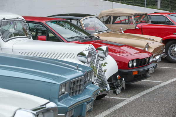Image: The variety in nose design - classic car meeting 50 years of the Würenlos highway service area 2022