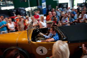Die Zeit läuft! Zumindest für das erste Fahrzeug der RAID Suisse-Paris 2013: Sunbeam 20/60 (1925) Die Zeit läuft! Zumindest für das erste Fahrzeug der RAID Suisse-Paris 2013: Sunbeam 20/60 (1925)