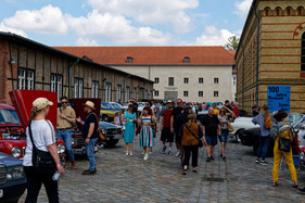 Die Zitadelle Spandau war ordentlich besucht – Oldtimer Open Air 2024 Die Zitadelle Spandau war ordentlich besucht – Oldtimer Open Air 2024