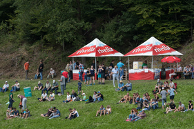 Die Zuschauer wurden selbst am obersten Aussichtspunkt gut bewirtschaftet - Impressionen von der Bergprüfung Altbüron 2017