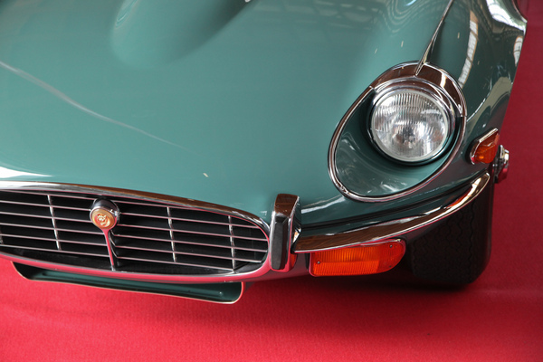 Die Zwölfzylinder-Katze - Jaguar E-Type V12 - Klassikwelt Bodensee 2016