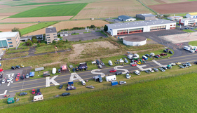 Die alte Startbahn des Flughafens Calden - Historisches Flugplatzrennen Kassel Calden