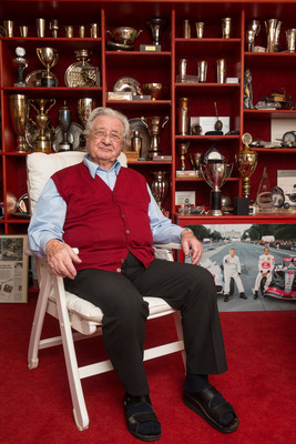 Die eindrückliche Pokalsammlung des Hans Herrmann