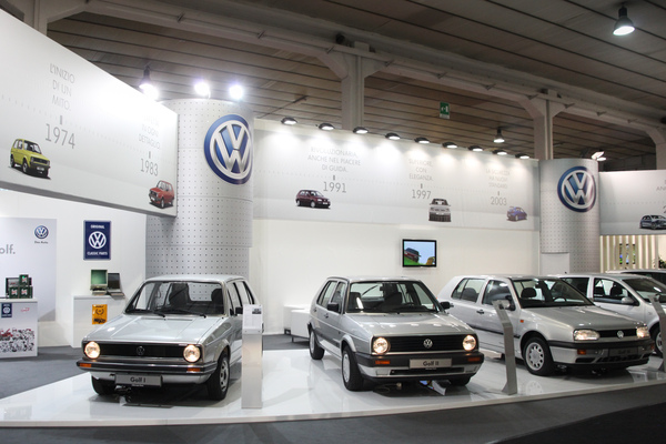 Bild: Die ersten drei Generationen des VW Golf - Auto e Moto d'Epoca 2014