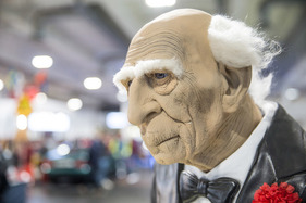 Die immer selbe Prozedur in jedem Jahr lässt einen schnell altern... – Bremen Classic Motorshow 2024