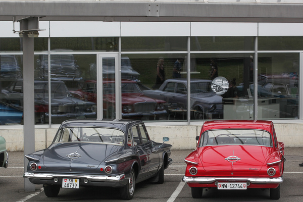Die kleinen Unterschiede - zwei Chrysler Valiant verschiedener Jahrgänge im Vergleich - AMAG Classic Day 2022