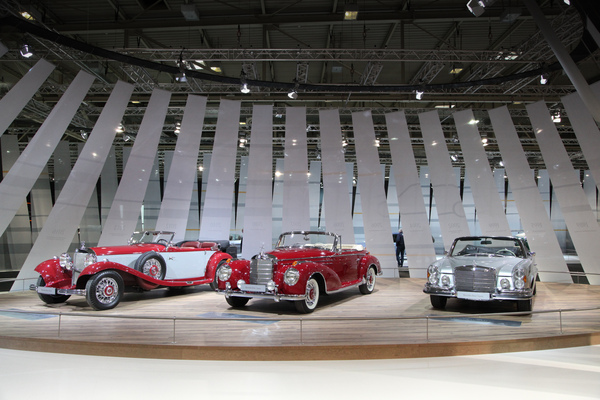Die luxuriösen Cabriolets auf dem Stand von Mercedes-Benz - gesehen an der Techno Classica 2016