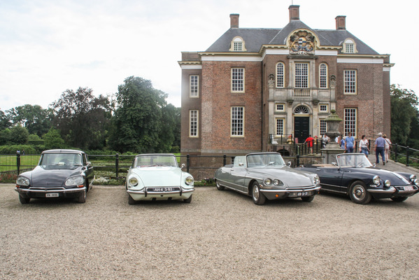 Bild Die raren Chapron- und Werks-Cabriolet-Varianten der Citroën DS am Citroën Welttreffen 2016