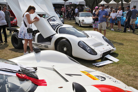 Die unbestreitbaren Höhepunkte der der "Werks Reunion" im Frühjahr 2023 waren selbstverständlich die historischen Rennwagen aus dem Hause Porsche: ein 917 Kurzheck (hinten) sowie ein 910 (vorn).
