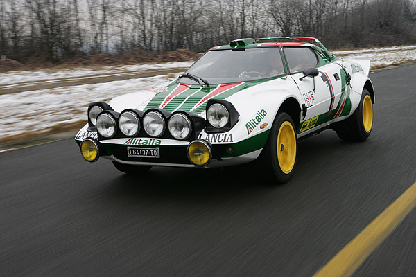 Die wunderschöne Alitalia-Bemalung - Lancia Stratos