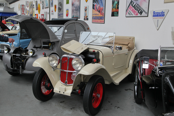 Dieser Aero 662 von 1934 ist bereits nach der Tranxaxle-Bauweise konstruiert - an der Versteigerung der Oldtimer Galerie am 23. April 2016 in Toffen