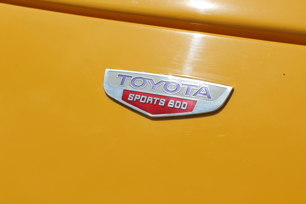 Dieser Toyota Sports 800 ist 50 Jahre alt - Japaner Young- und Oldtimertreffen Bleienbach 2016