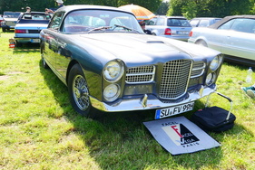 Dieser extrem seltene Facel Vega HK 500 unterstreicht, wie breit gefächert das Spektrum in Bockhorn geworden ist. – Bockhorner Oldtimermarkt 2025