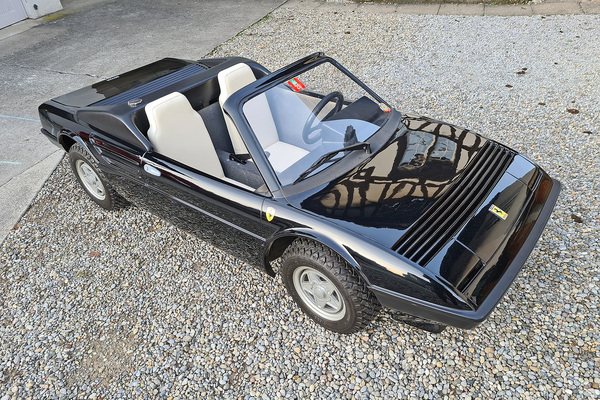 Bild Dieses Agostini Auto Junior Ferrari Mondial Cabriolet von 1985 im Massstab 1 zu 2 löste einen erbitterten Bieterkampf aus - Versteigerung Oldtimer Galerie Toffen vom 27. März 2021