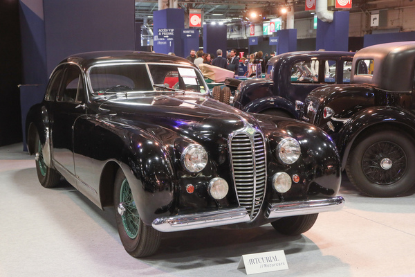 Bild Dieses Delahaye 135 M Coupé "Gascogne" von Dubos aus dem Jahr 1951 fand für günstige EUR 46'400 in eine neue Garage - Artcurial Rétromobile Versteigerung 2024