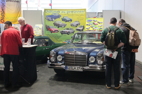 Dieses schöne Mercedes-Coupé der Sechzigerjahre gibt es bei der 26. Oldtimerspendenaktion zu gewinnen - Bremen Classic Motorshow 2020