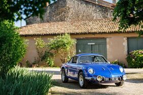 Dinalpin A110 1100 VA (1971) - Lot 021 an der Artcurial Musée Automobile du Château de Vernon Versteigerung 2025
