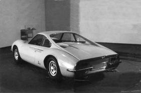 Dino 206 GT Berlinetta (1966) - der Pininfarina-Prototyp von schräg hinten
