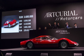 Dino 206 P Berlinetta Speicale (1966) - Lot 087 - knapp unter dem Schätzwert für EUR 3,8 Millionen zugeschlagen an der Artcurial-Versteigerung in Paris 2017 - Artcurial Paris 2017