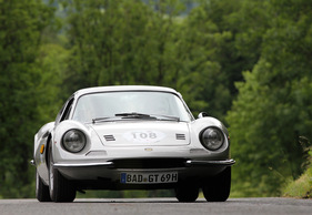 Dino 246 GT (1969) - am Gaisbergrennen 2012 - Sportwagenklasse