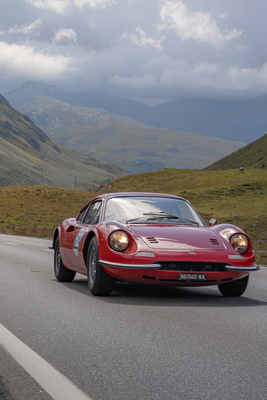 Dino 246 GT (1971) - Julius Bär Rallye / 10. Passione Engadina 2021