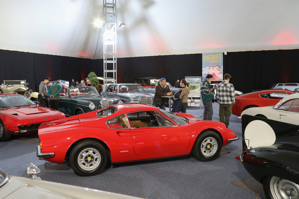 Dino 246 GT (1971) - Lot 118 an der Oldtimer Galerie Toffen Versteigerung von Gstaad am 29. Dezember 2024
