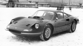 Dino 246 GT (1971) - Testwagen im Schnee