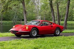 Dino 246 GT (1972) - als Lot 060 angeboten an der Artcurial Le Mans Classic Versteigerung am 30. Juni 2023