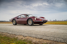 Dino 246 GT (1972) - als Lot 155 an der RM Sotheby’s Arizona Versteigerung 2025