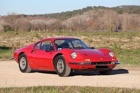 Dino 246 GT (1972) – angeboten als Lot Nr. 87 bei der Artcurial-Versteigerung in Paris am 7. und 8. Februar 2025