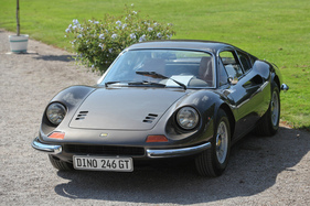 Dino 246 GT (1972) - damaliger Neupreis DM 39'905 - Classic-Gala Schwetzingen 2021