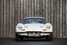 Bild Dino 246 GT Coupé (1971) - als Lot 329 an der Bonhams Versteigerung in London Olympia am 7. Dezember 2016